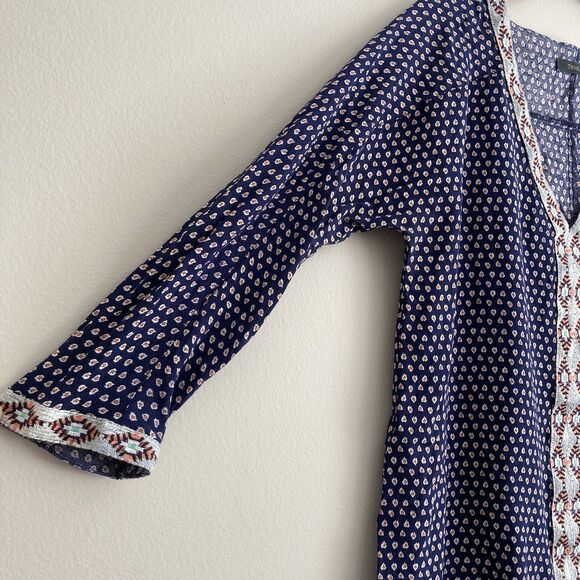 THML Anthropologie Embroidered Blouse Size Medium Navy Peach Boho Peasant - Picture 4 of 8